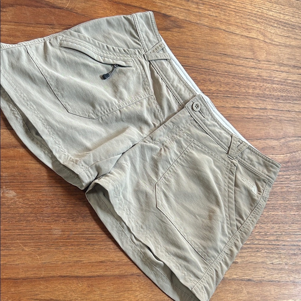 The North Face shorts